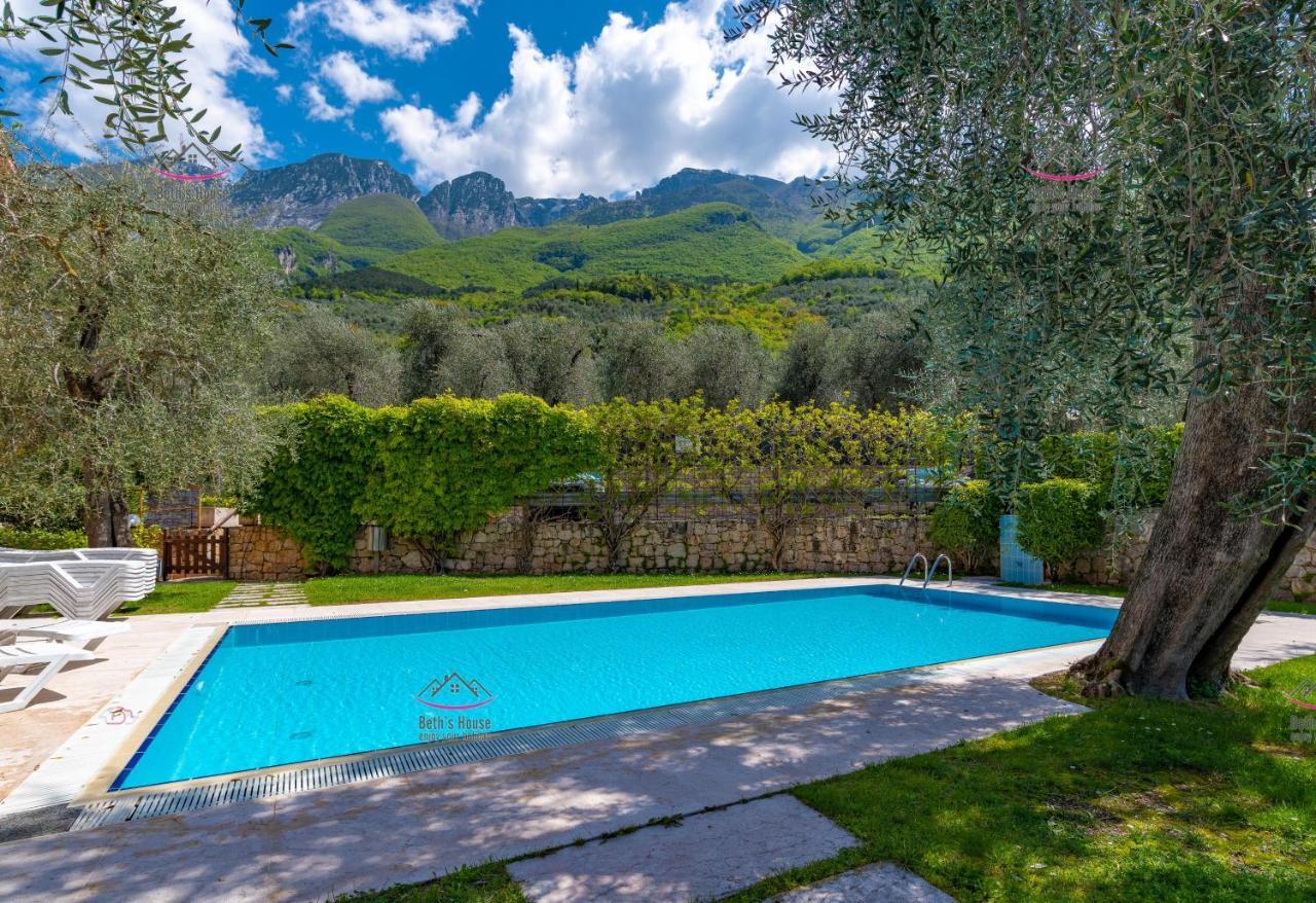 Apartamento Garden Beth'S House Brenzone sul Garda Exterior foto